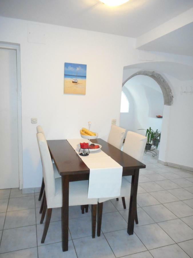Apartman Sara Матульи Экстерьер фото
