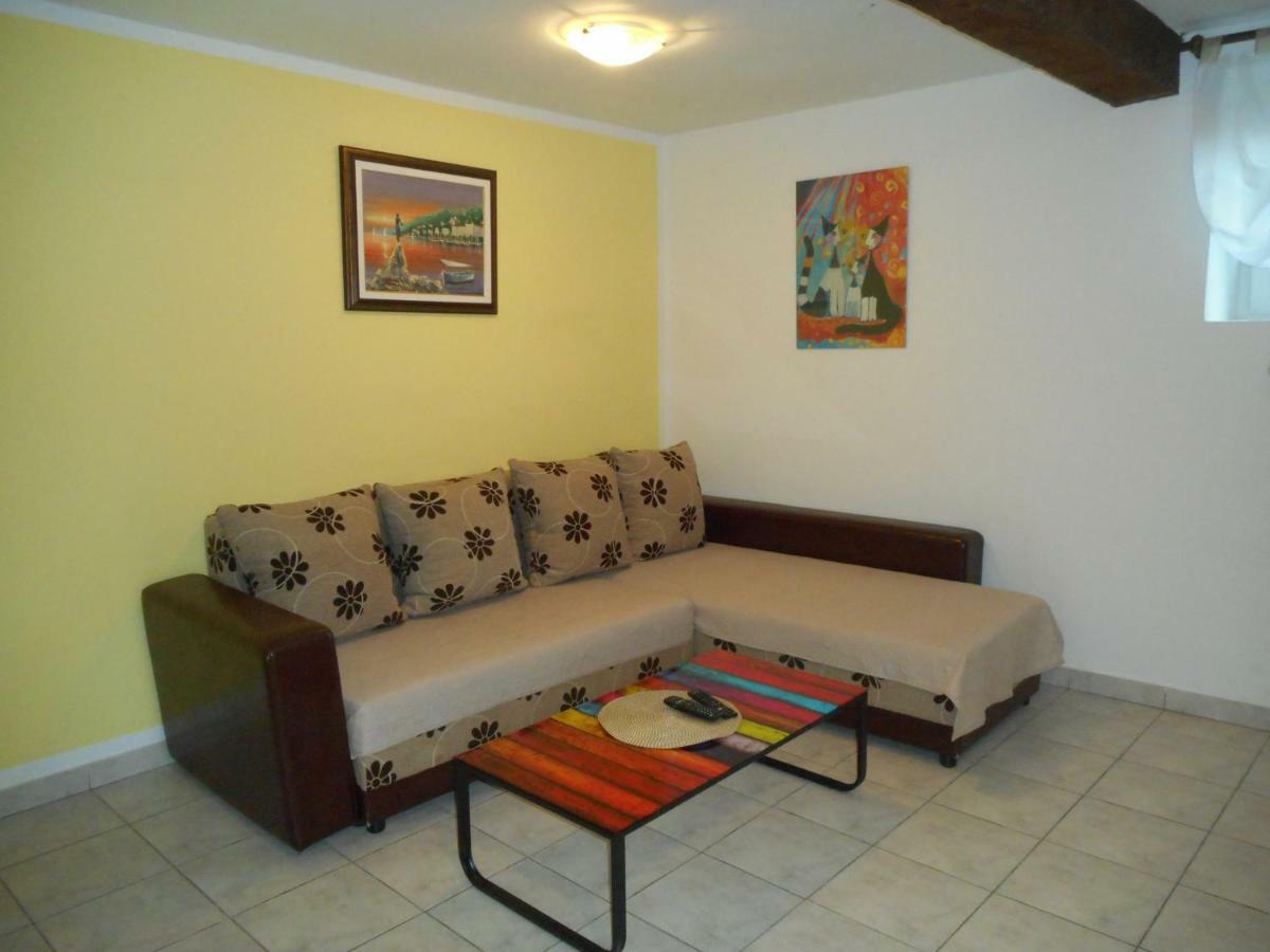 Apartman Sara Матульи Экстерьер фото