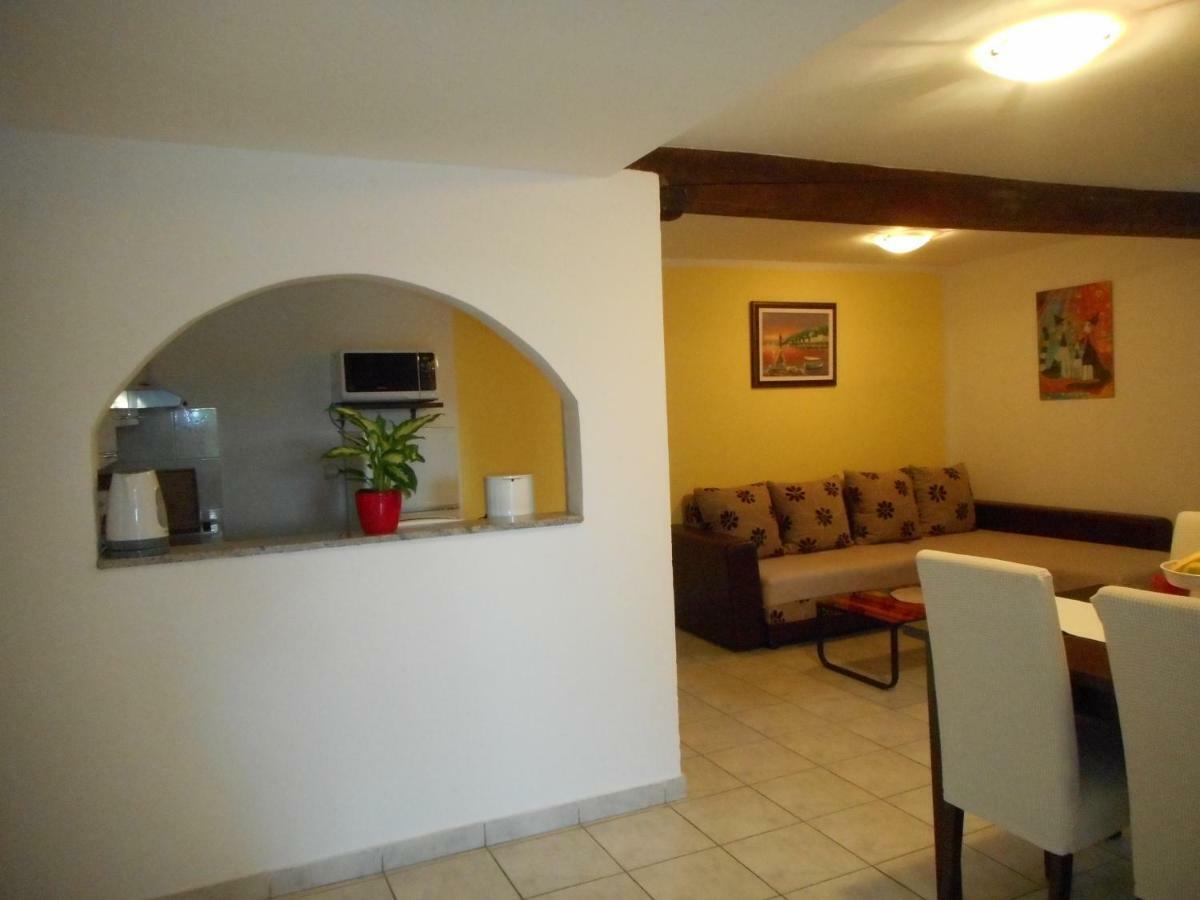Apartman Sara Матульи Экстерьер фото